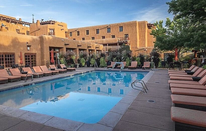هتل Inn & Spa At Loretto