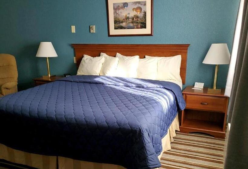 בית מלון כפרי Magnuson Copper Crown