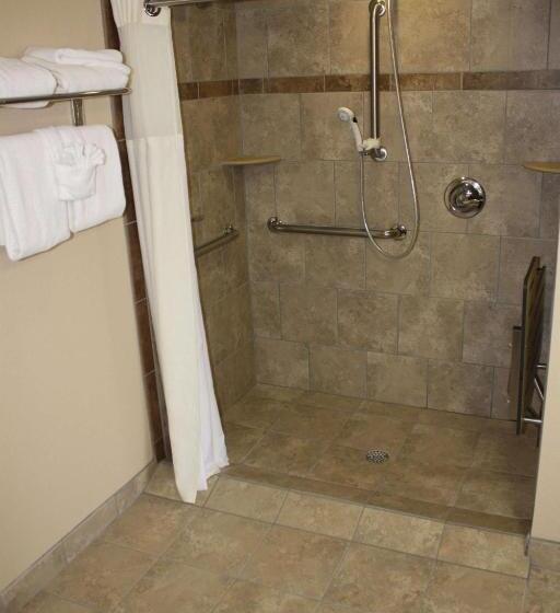 هتل Osage Creek Lodge