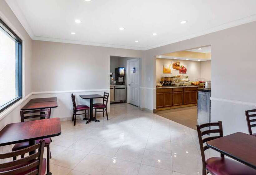 ホテル Quality Inn Lomita Los Angeles South Bay