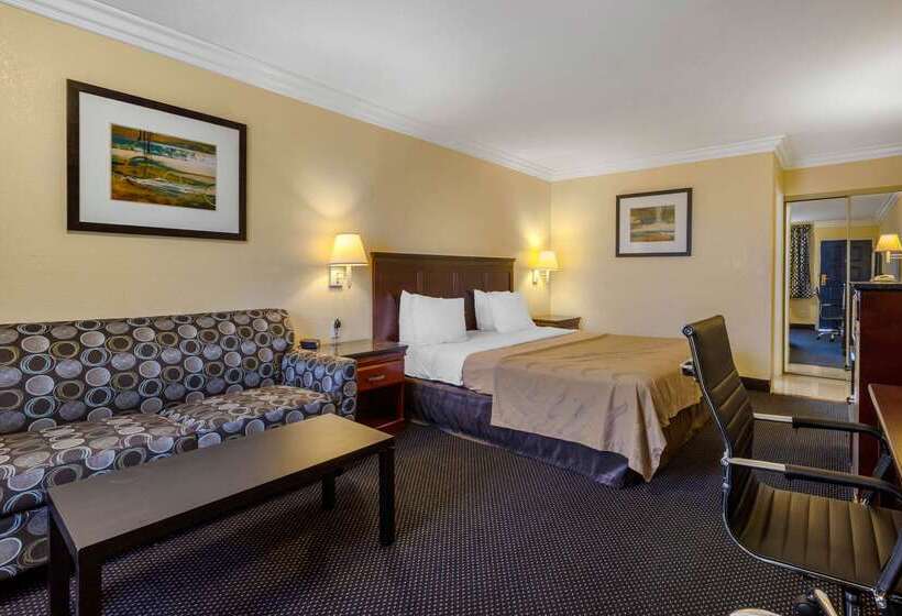 ホテル Quality Inn Lomita Los Angeles South Bay
