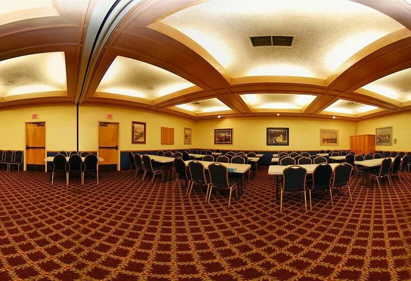 ホテル Super 8 Oceanside Marty's Valley Inn