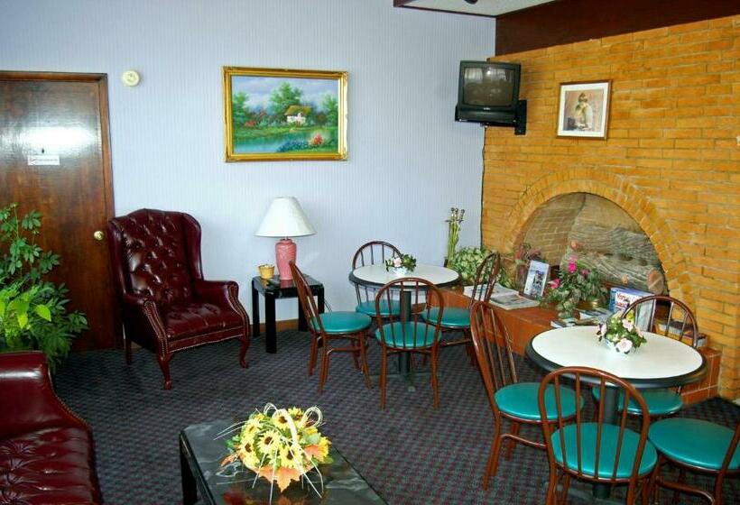 فندق The Carolinian Inn