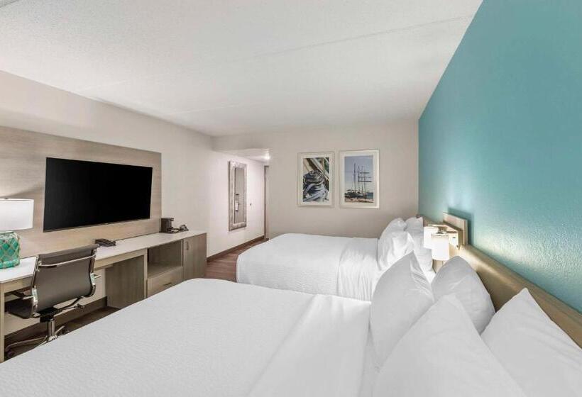 The Harborview, Ascend Hotel Collection