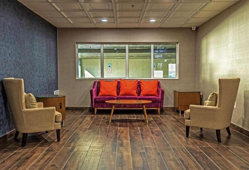 The Penn Stroud, Stroudsburg   Poconos, Ascend Hotel Collection