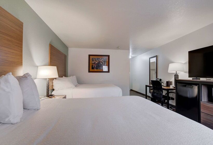 The Ridgeline Hotel At Yellowstone, Ascend Hotel Collection