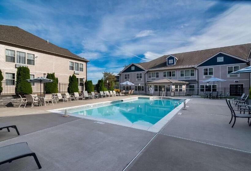 The Hotel Saratoga, Ascend Hotel Collection