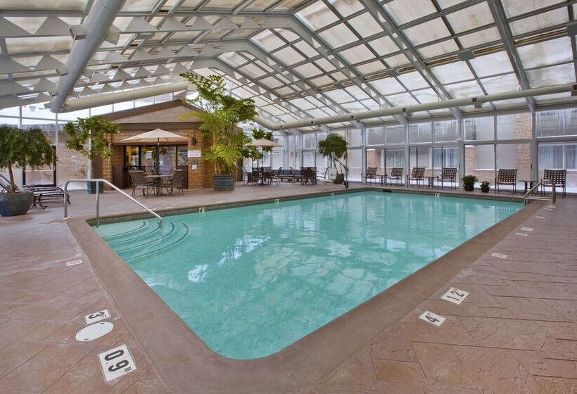 Best Western Okemos/east Lansing Hotel & Suites