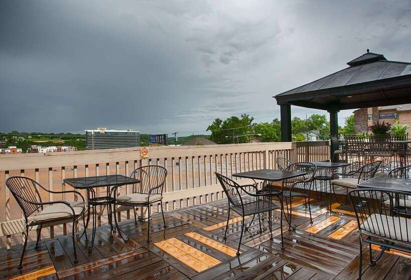 هتل Best Western Plus Landing View Inn & Suites