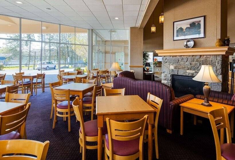 ホテル Best Western Plus Revere Inn & Suites