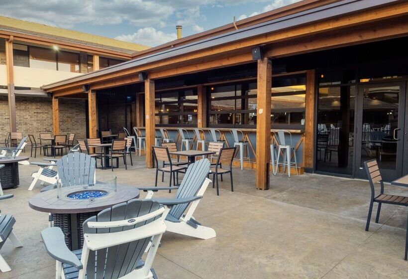 فندق Best Western Plus Saddleback Inn And Conference Center