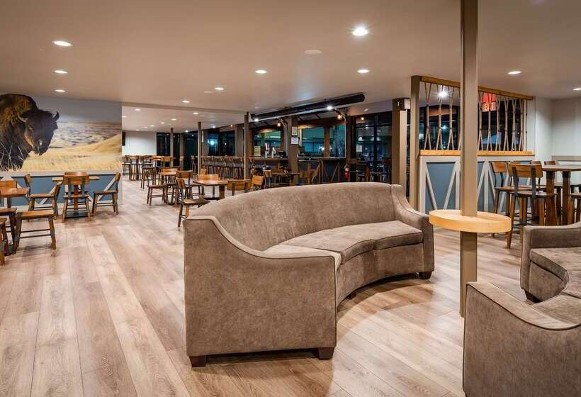 فندق Best Western Plus Saddleback Inn And Conference Center