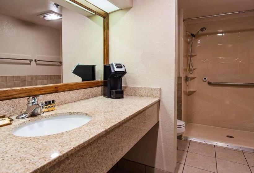 فندق Best Western Plus Saddleback Inn And Conference Center