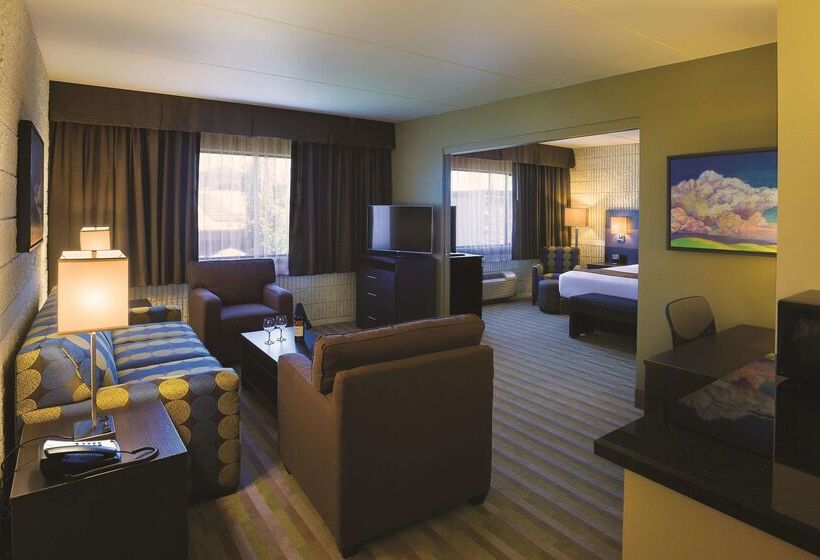 فندق Best Western Plus University Inn