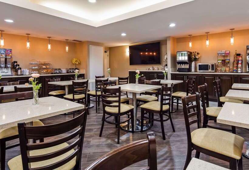 בית מלון כפרי Best Western Plus West Covina Inn