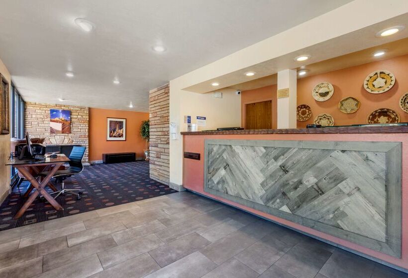هتل Best Western Red Hills