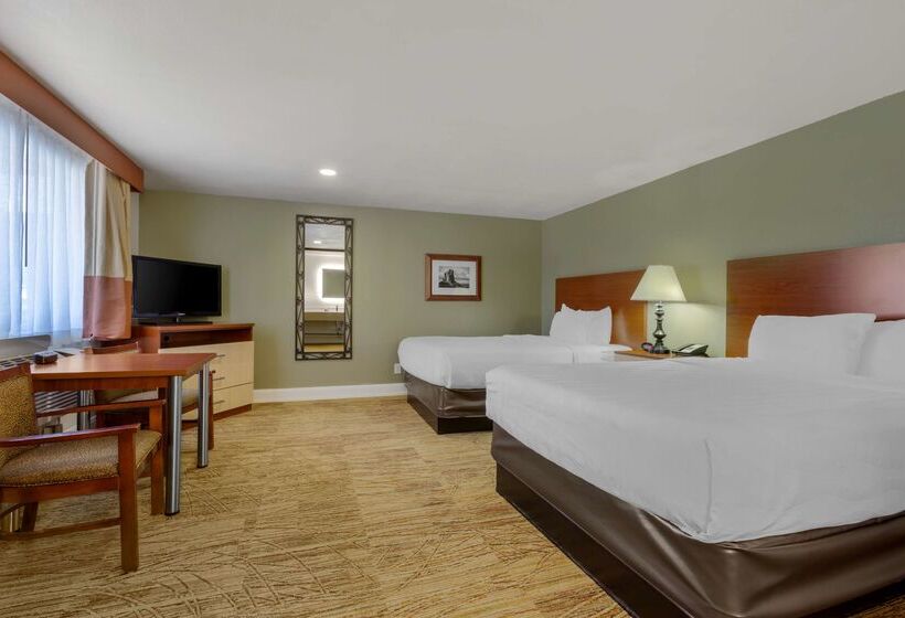 هتل Best Western Red Hills