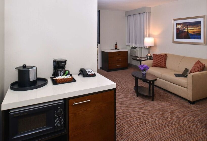 فندق Best Western Royal Palace Inn & Suites