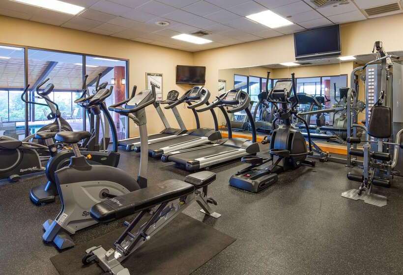 Best Western Royal Plaza Hotel And Trade Center