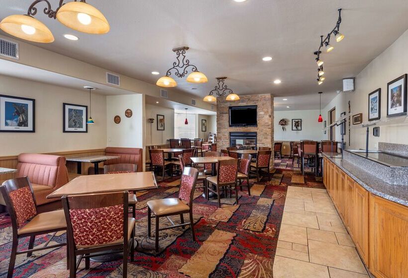 Отель Best Western Swiss Clock Inn