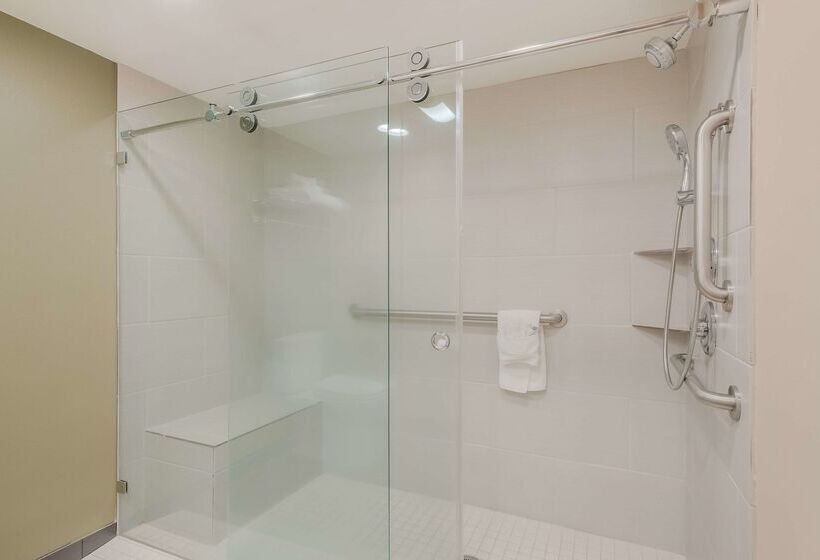 هتل Best Western Town & Country Inn