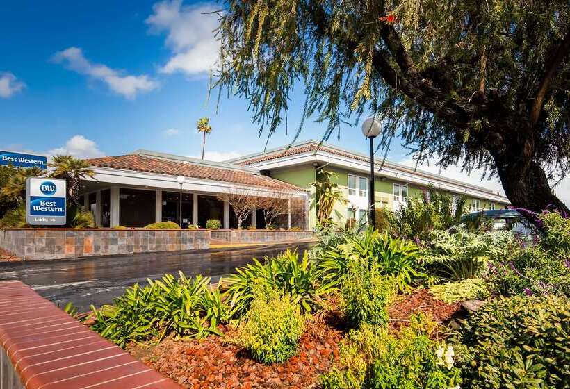 هتل Best Western Village Inn