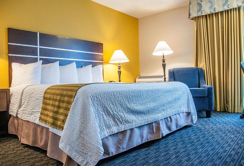 هتل Best Western Village Inn