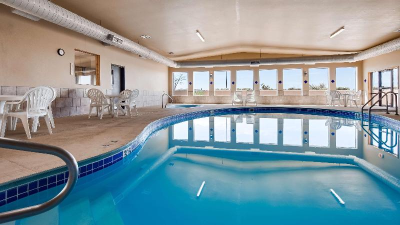 هتل Best Western West Hills Inn