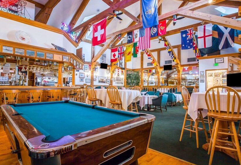 호텔 Clarion Inn Near China Lake Naval Station