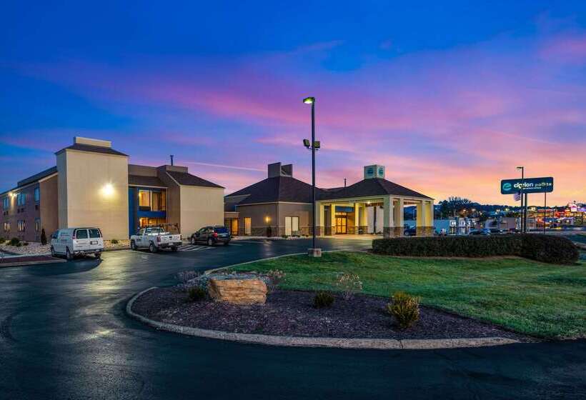 בית מלון כפרי Clarion Pointe Harrisonburg