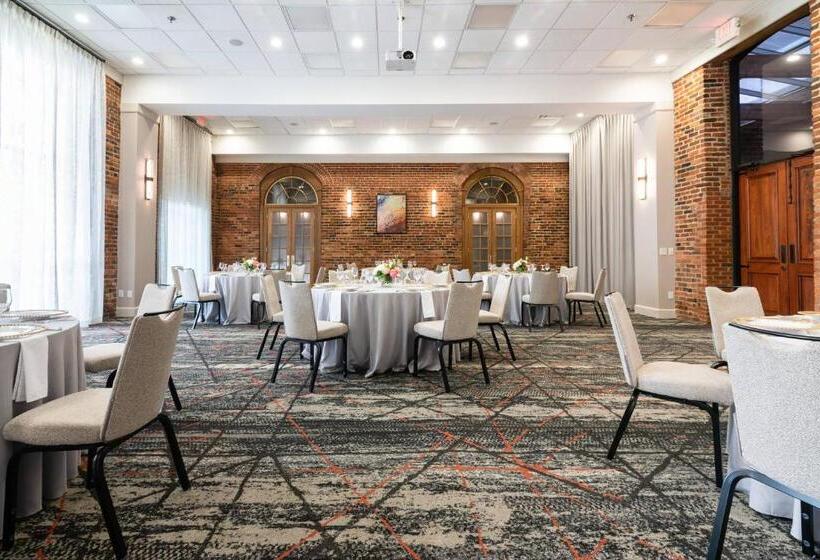 هتل Columbus Marriott