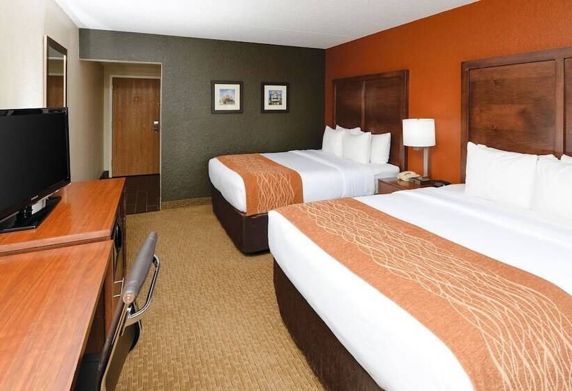 هتل Comfort Inn & Suites Event Center