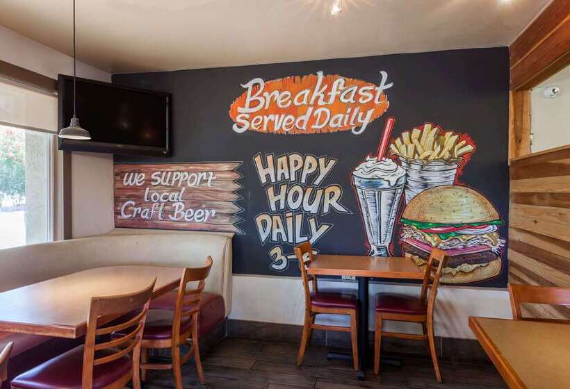 Days Inn By Wyndham San Diego Hotel Circle