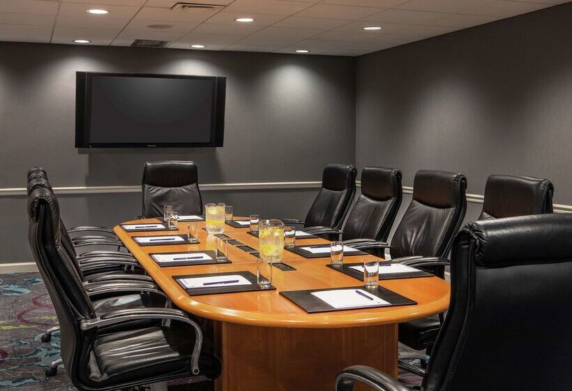 فندق Doubletree By Hilton Columbia