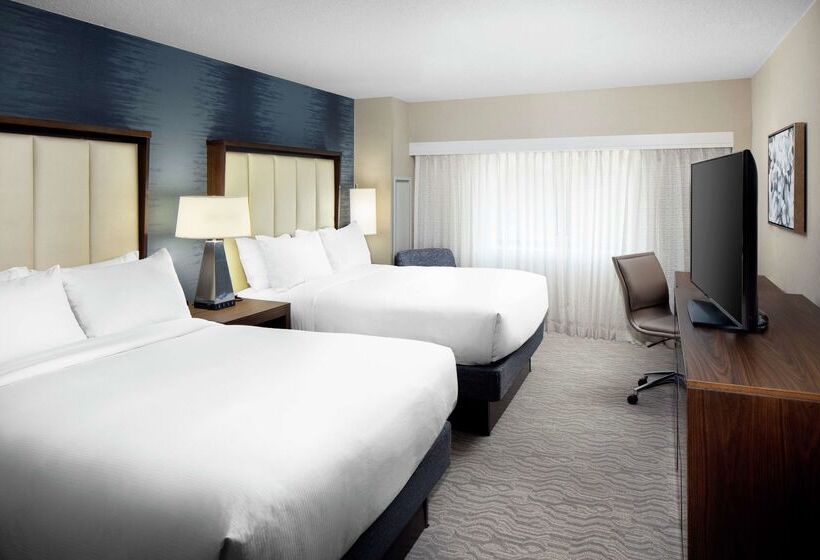 فندق Doubletree By Hilton Nashua