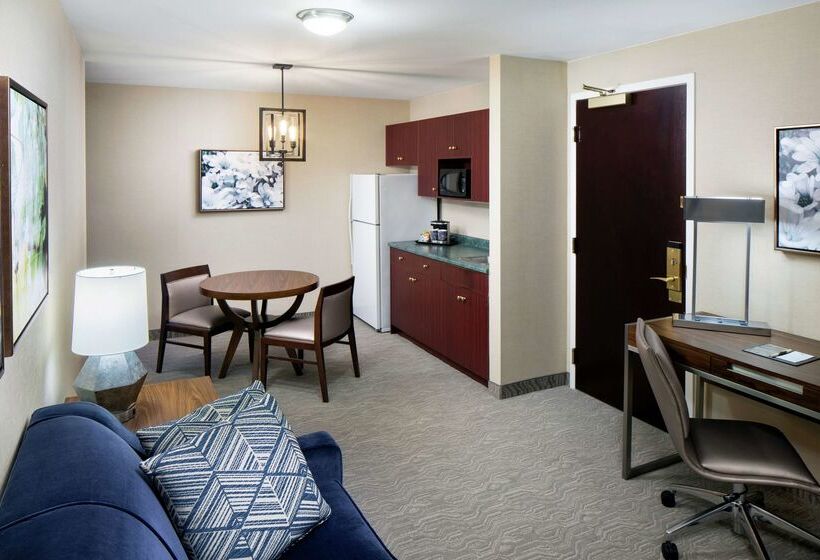 فندق Doubletree By Hilton Nashua