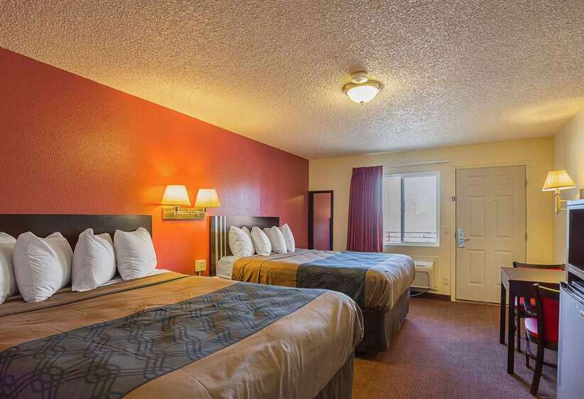 בית מלון כפרי Econo Lodge Hurricane Zion Park Area