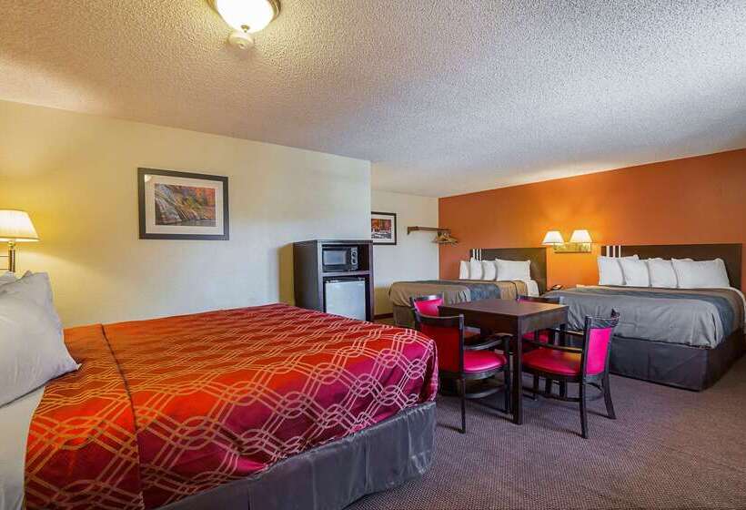 בית מלון כפרי Econo Lodge Hurricane Zion Park Area