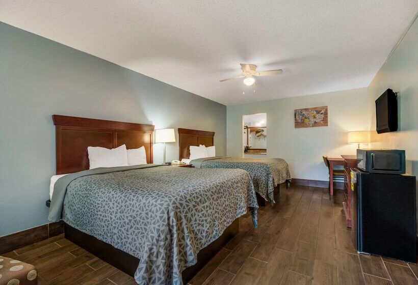 هتل Econo Lodge Inn & Suites Fulton  Rockport