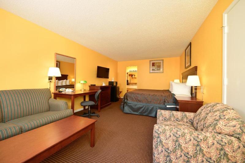هتل Econo Lodge Inn & Suites Fulton  Rockport