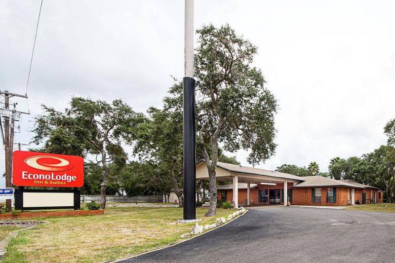 هتل Econo Lodge Inn & Suites Fulton  Rockport