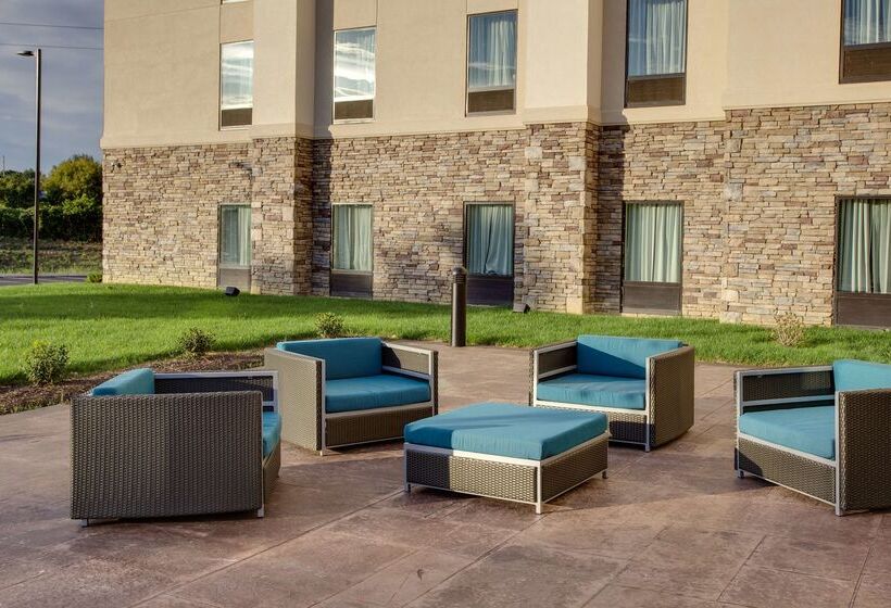 בית מלון כפרי Hampton Inn & Suites Philadelphia/bensalem