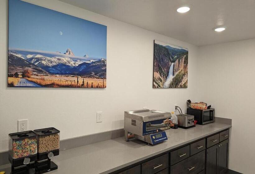 ホテル Henry S Fork Inn