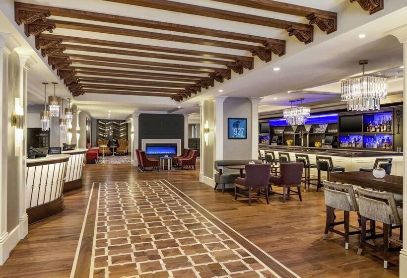 فندق Hilton Checkers Los Angeles