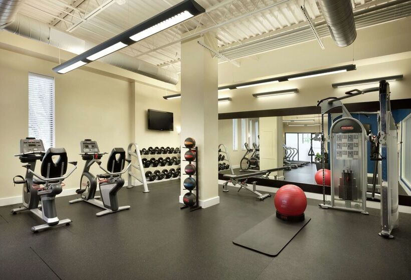 هتل Hilton Garden Inn Rochester/pittsford