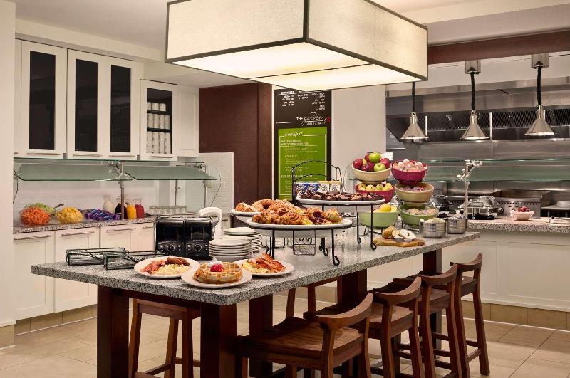 هتل Hilton Garden Inn Rochester/pittsford