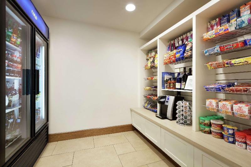 هتل Hilton Garden Inn Rochester/pittsford