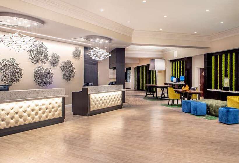 هتل Hilton Wilmington/christiana