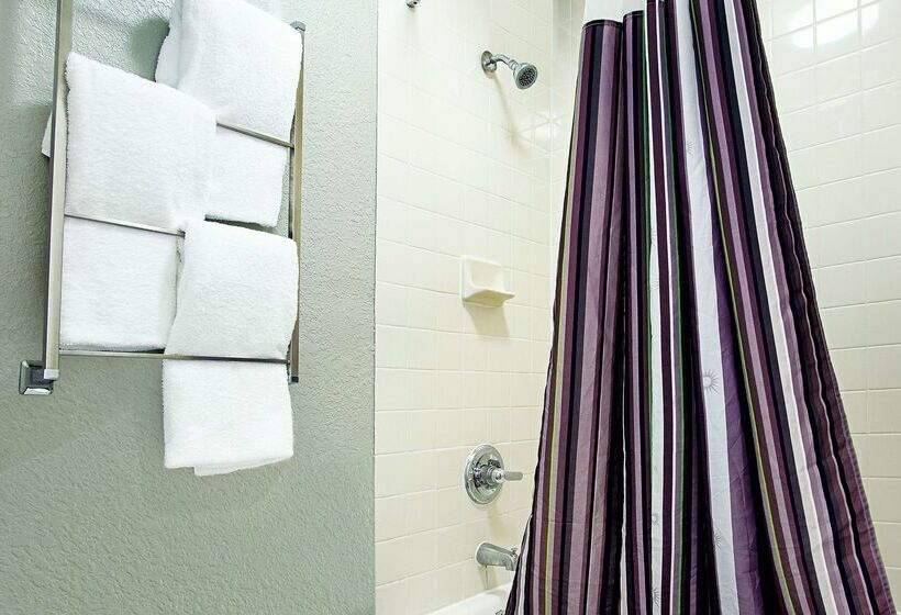 בית מלון כפרי La Quinta Inn By Wyndham West Palm Beach  Florida Turnpike