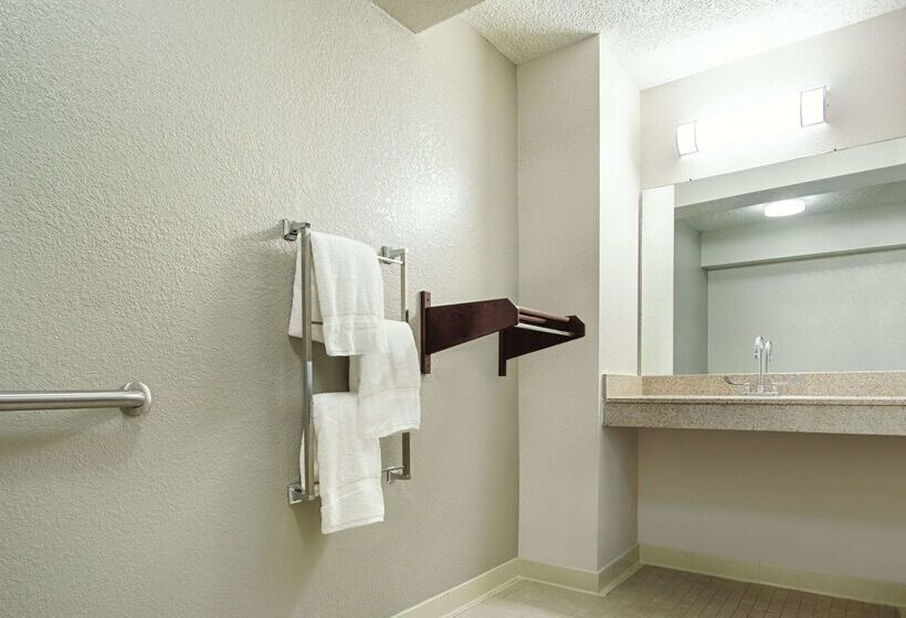 בית מלון כפרי La Quinta Inn By Wyndham West Palm Beach  Florida Turnpike